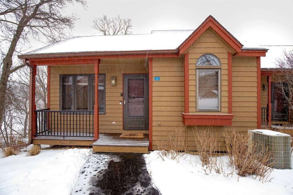 Peaceful 2-Bedroom Townhome Retreat W/Wooded View Galena Exteriör bild