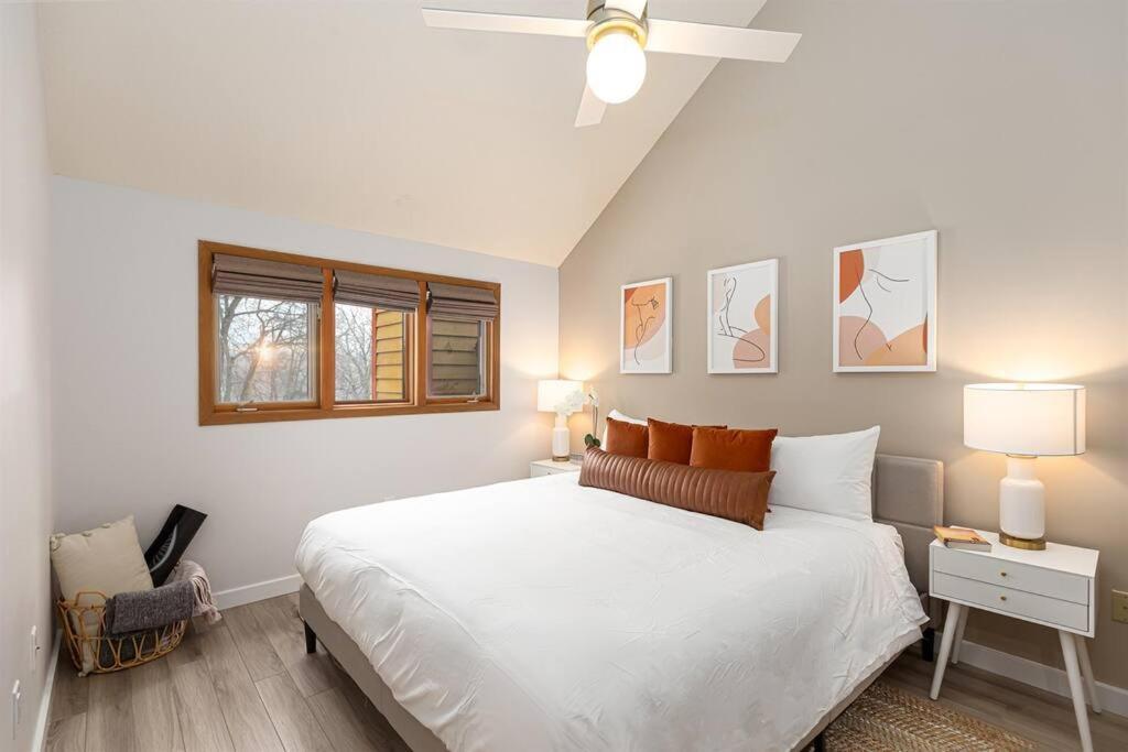Peaceful 2-Bedroom Townhome Retreat W/Wooded View Galena Exteriör bild